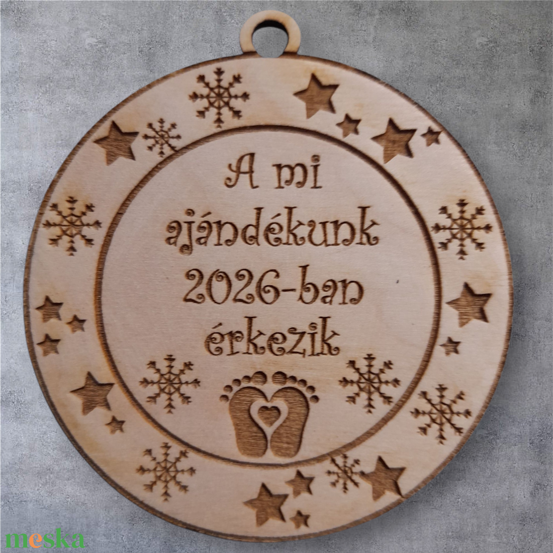 Baba bejelentő gravírozott karácsonyfadísz  - baba - mama - babaemlékek - bababejelentők - Meska.hu
