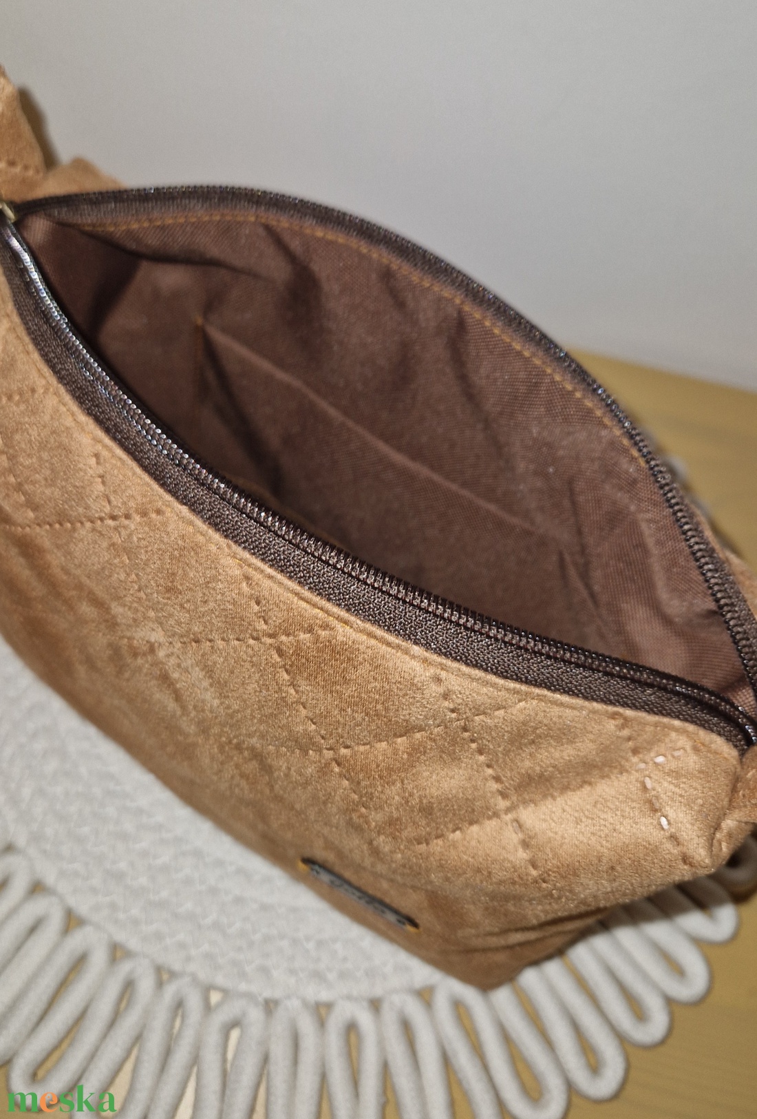 Neszesszer - táska & tok - kézitáska & válltáska - belső rendező - Meska.hu