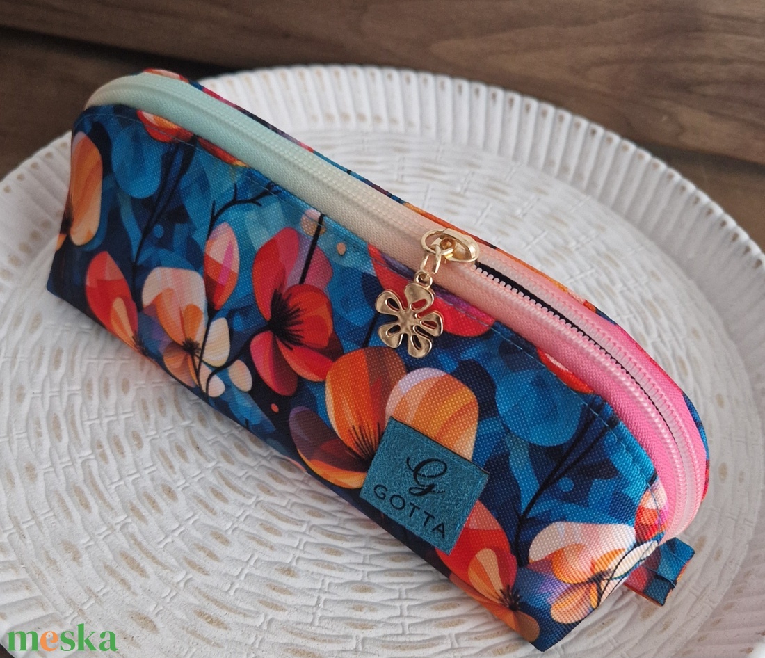 ÉRA - tolltartó, neszesszer - táska & tok - neszesszer - Meska.hu