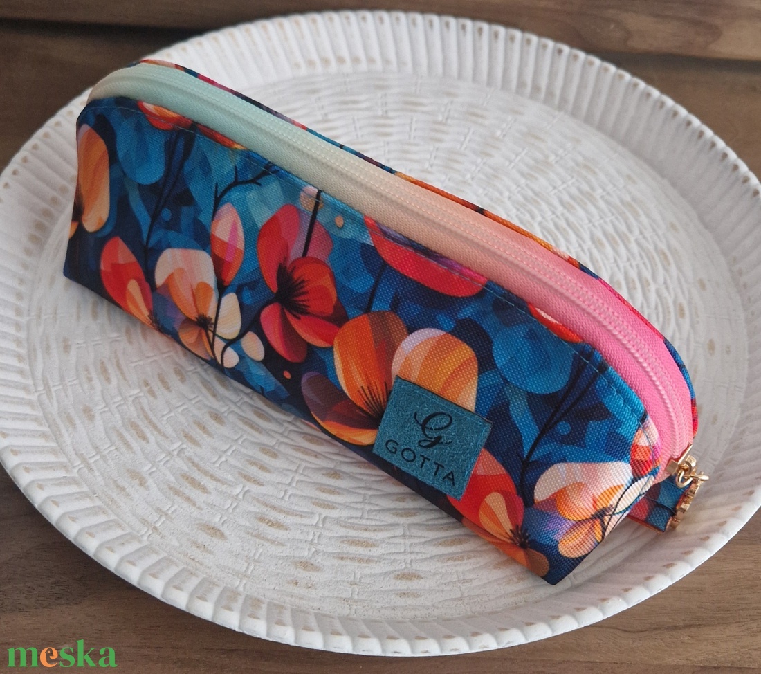 ÉRA - tolltartó, neszesszer - táska & tok - neszesszer - Meska.hu