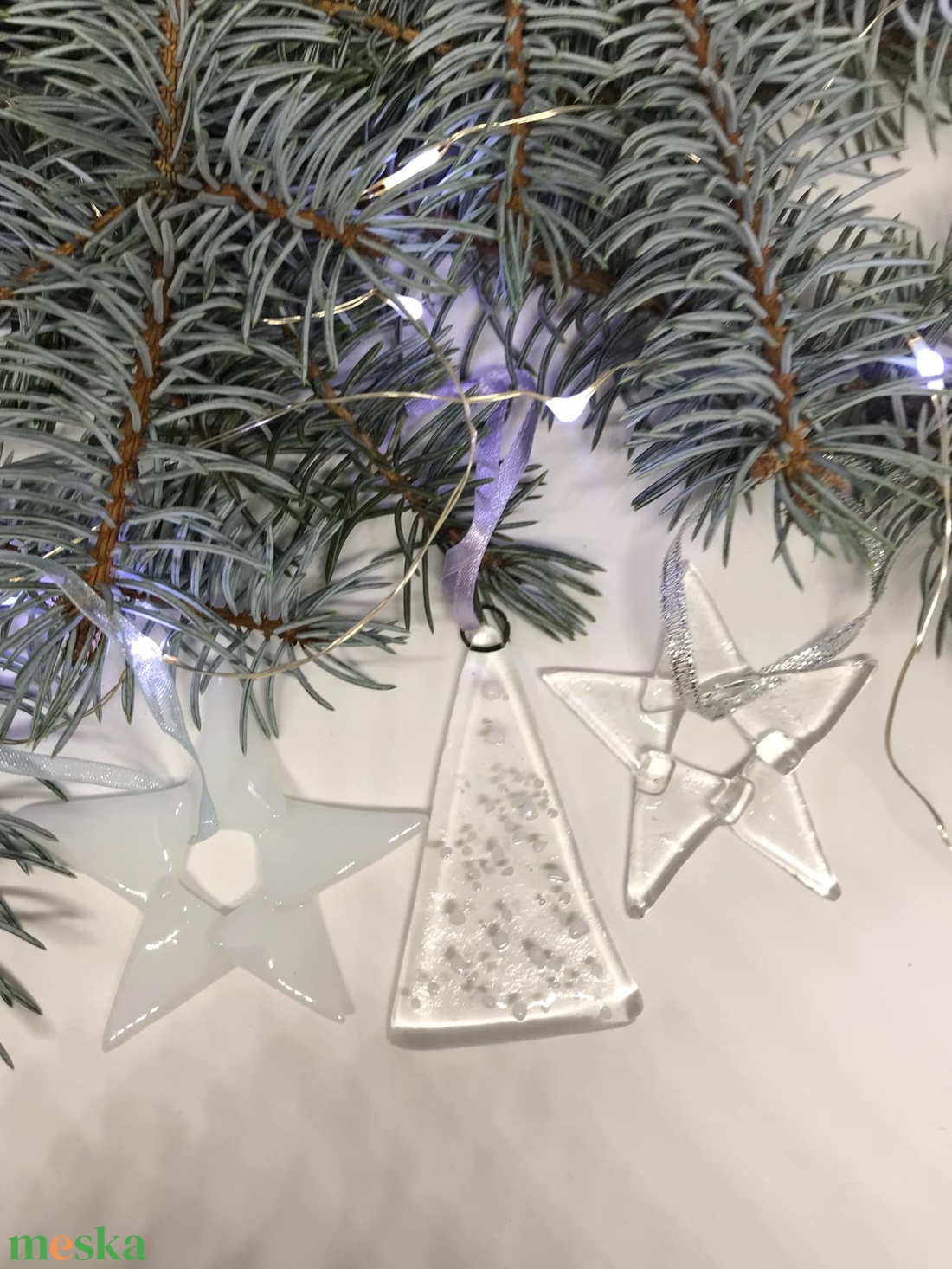 Üvegdíszek karácsonyra - áttetsző, fehér  - karácsony - karácsonyi lakásdekoráció - karácsonyfadíszek - Meska.hu