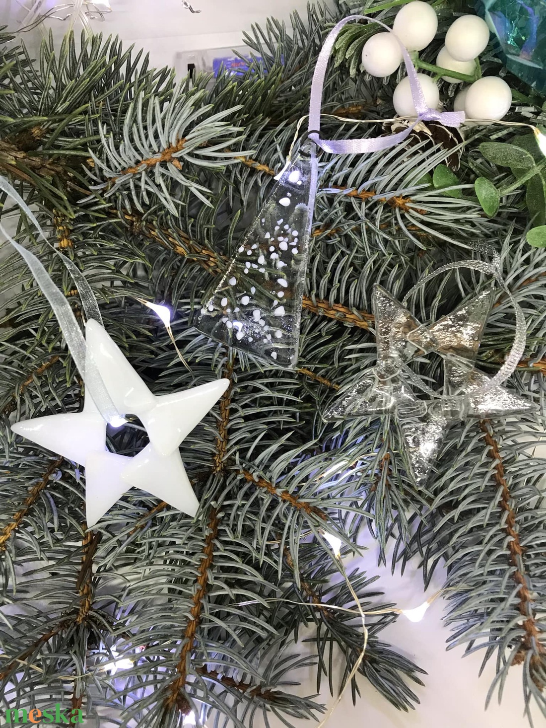 Üvegdíszek karácsonyra - áttetsző, fehér  - karácsony - karácsonyi lakásdekoráció - karácsonyfadíszek - Meska.hu