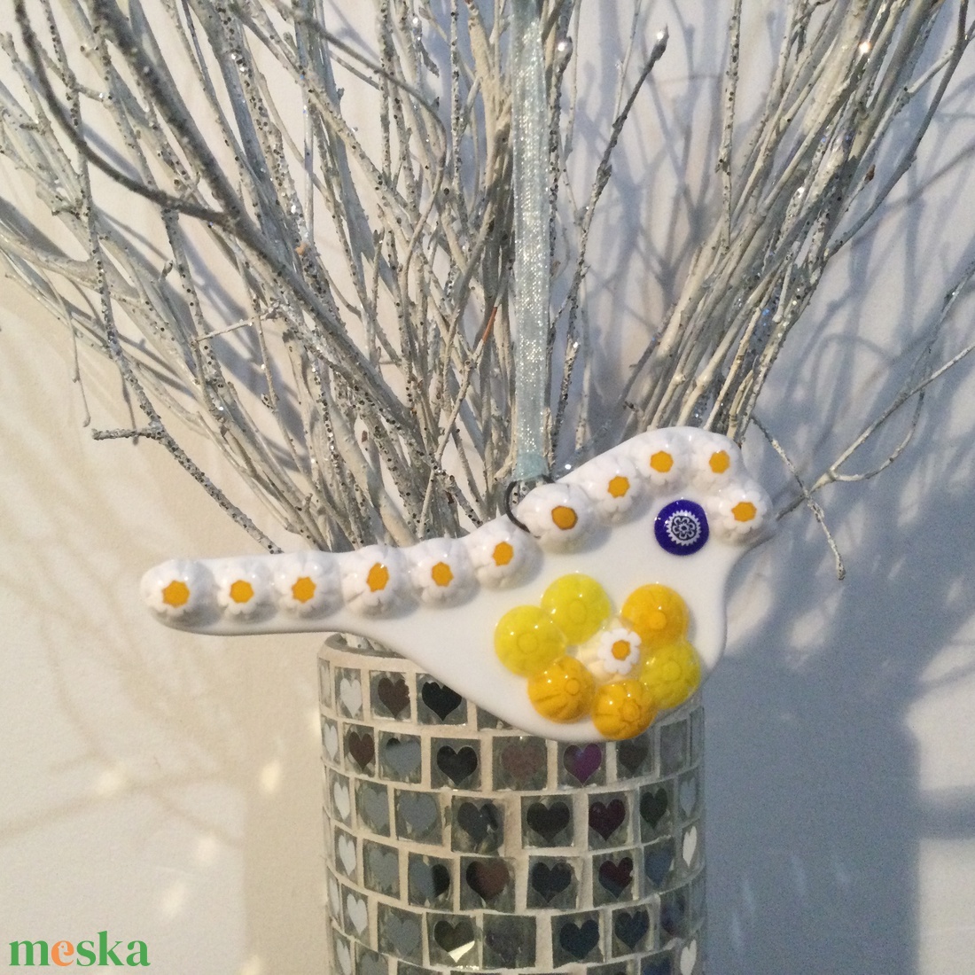 Üvegdísz - muránói madárka- sárga, kék, - otthon & életmód - dekoráció - ajtó- és ablak dekoráció - ablakdísz - Meska.hu