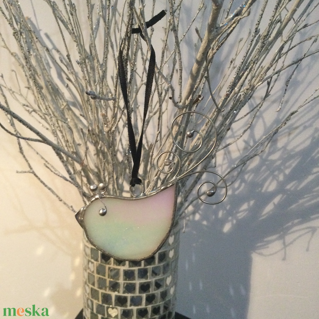 Üvegdísz - irizáló madárka - rózsaszín és kék   - karácsony - karácsonyi lakásdekoráció - karácsonyfadíszek - Meska.hu