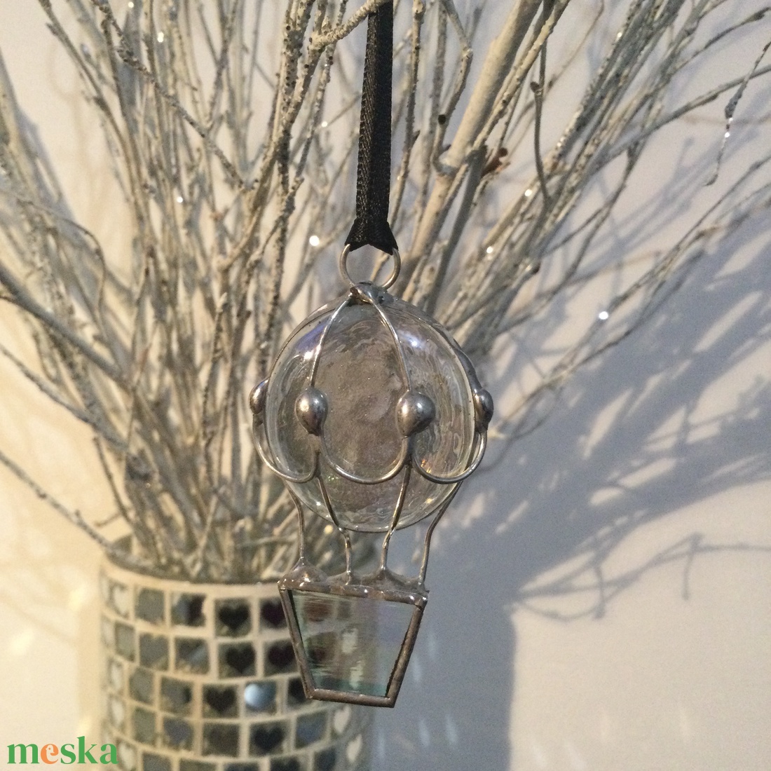 Üvegdísz - irizáló hőlégballon  - karácsony - karácsonyi lakásdekoráció - karácsonyfadíszek - Meska.hu