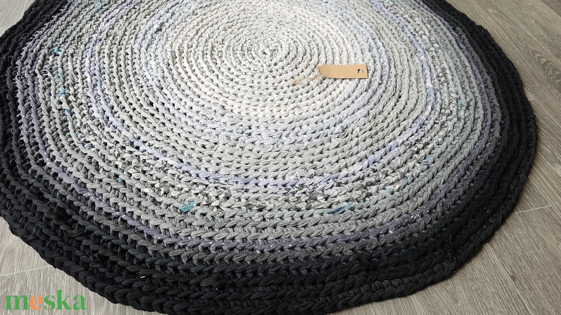 Horgolt színátmenetes szőnyeg  - otthon & életmód - lakástextil - szőnyeg - horgolt szőnyeg - Meska.hu Horgolt színátmenetes szőnyeg  - otthon & életmód - lakástextil - szőnyeg - horgolt szőnyeg - Meska.hu