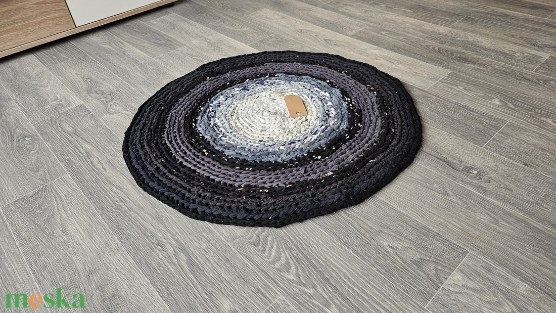 Horgolt szőnyeg szürke színvilág - otthon & életmód - lakástextil - szőnyeg - horgolt szőnyeg - Meska.hu