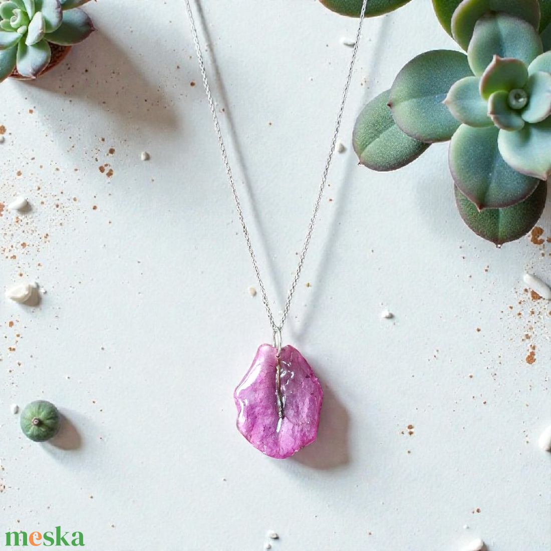  Nyaklánc bougainvillea szirommal - ékszer - nyaklánc - medálos nyaklánc - Meska.hu