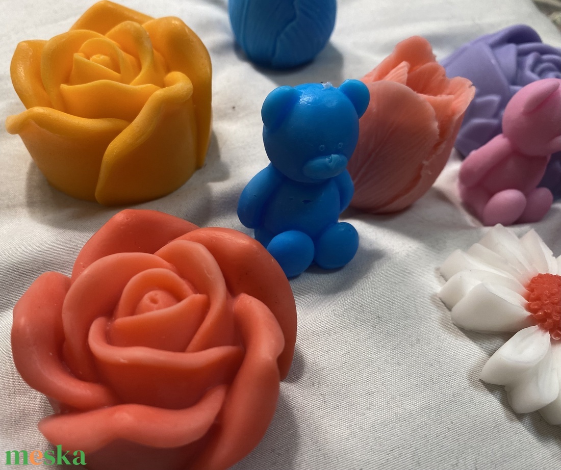 Nőnapra ,anyák napjára illatos dekorszappan virágok - szépségápolás - szappan & fürdés - kézműves szappan - Meska.hu