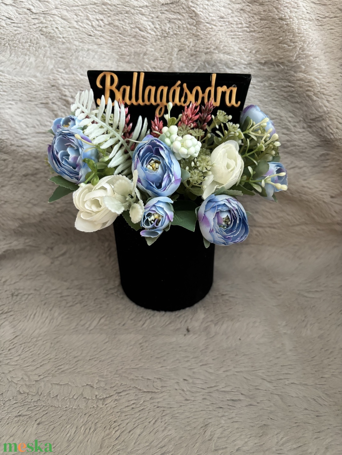 Ballagásra kalap virág box - otthon & életmód - dekoráció - virágdísz és tartó - virágbox, virágdoboz - Meska.hu