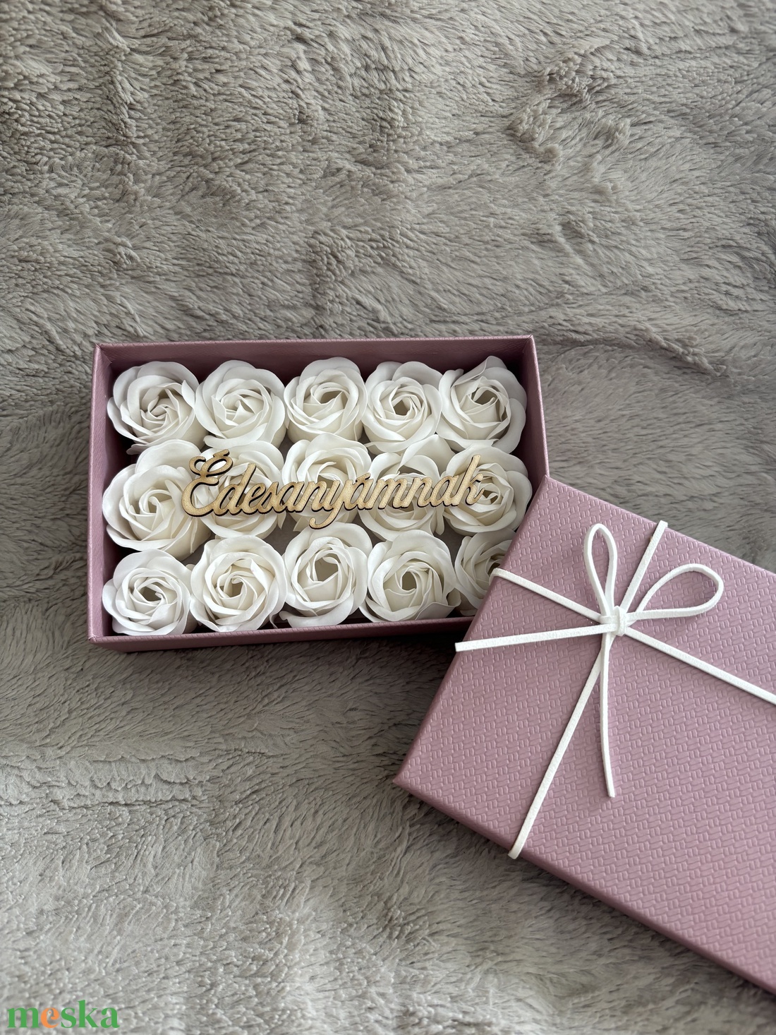 Illatos szappanrózsa díszdobozban Pedagógusnak,óvónőnek,ballagásra stb - esküvő - emlék & ajándék - doboz - Meska.hu