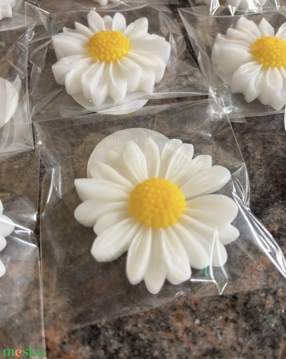 Illatos ,dekorszappanok köszönet  ajándék ,nőnapra - otthon & életmód - gyertya, illat, aroma - illatviasz - Meska.hu