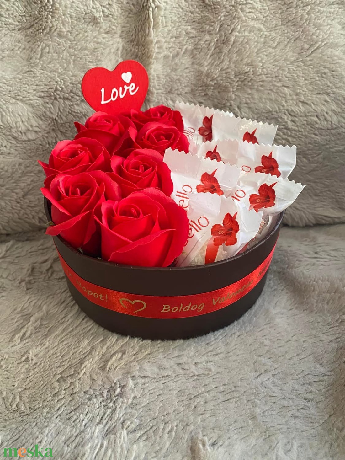 Valentin napi rózsa box - otthon & életmód - virágdekoráció - virágok - virágbox - Meska.hu