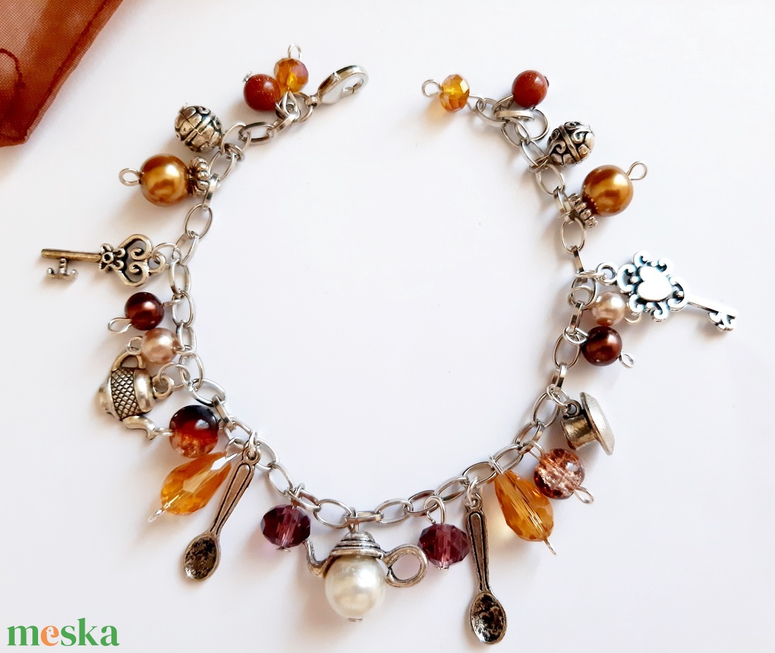 Teaházi romantika karkötő - ékszer - karkötő - charm karkötő - Meska.hu Teaházi romantika karkötő - ékszer - karkötő - charm karkötő - Meska.hu