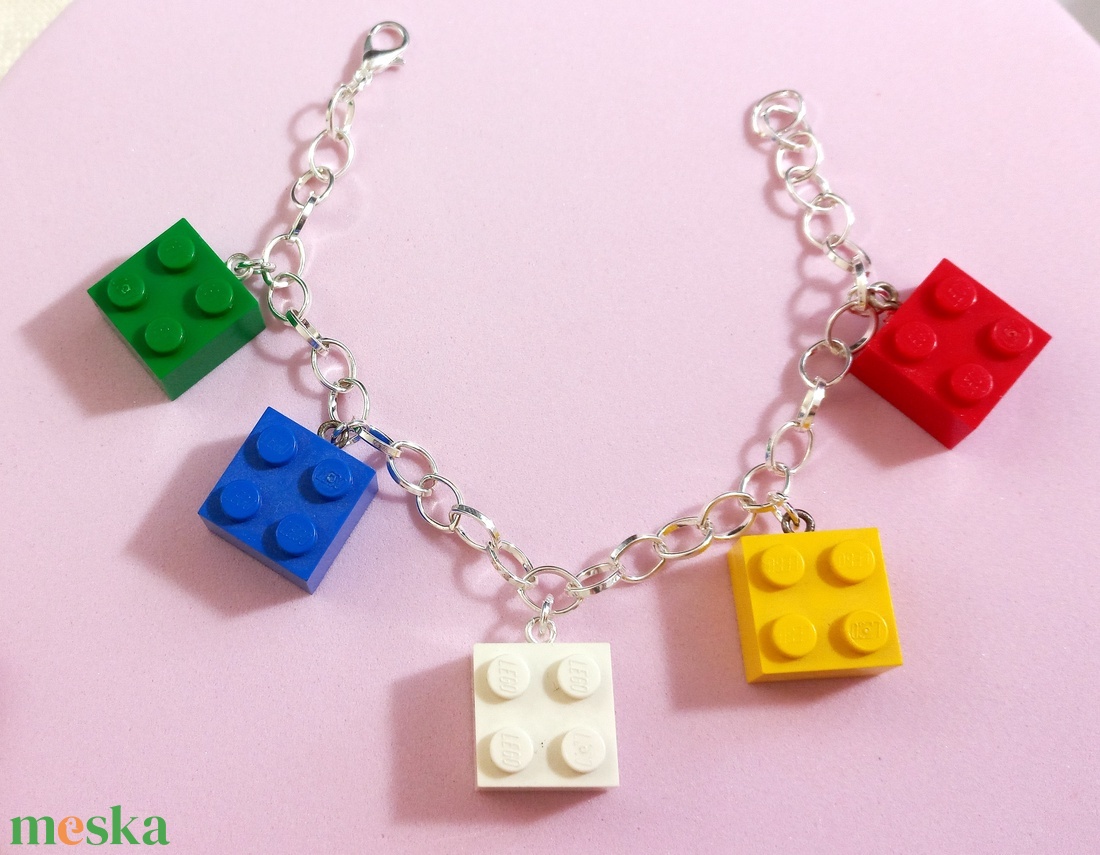Lego karkötő - ékszer - karkötő - charm karkötő - Meska.hu Lego karkötő - ékszer - karkötő - charm karkötő - Meska.hu