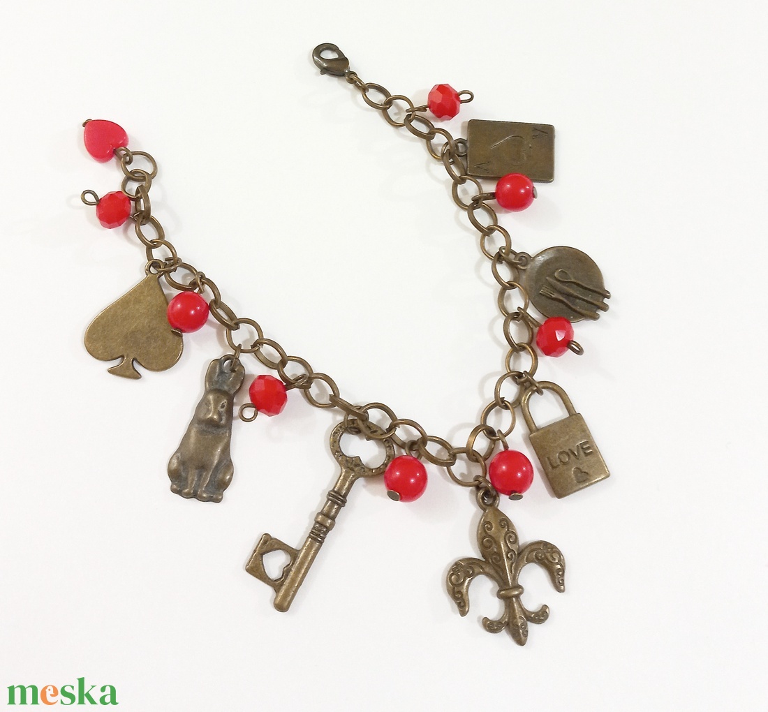 Alíz csodaországban vintage - ékszer - karkötő - charm karkötő - Meska.hu Alíz csodaországban vintage - ékszer - karkötő - charm karkötő - Meska.hu