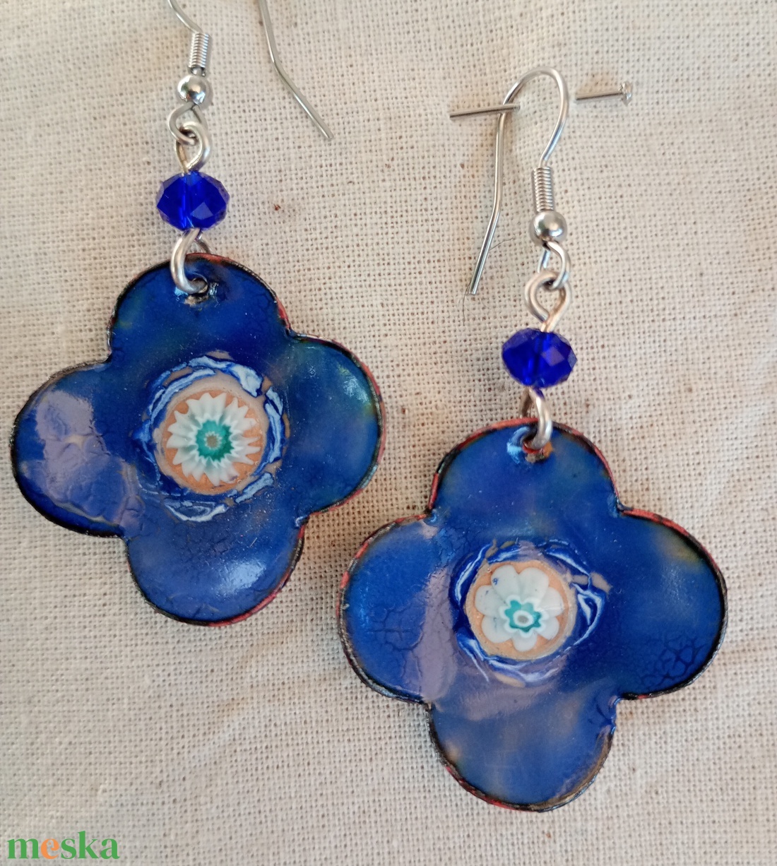 Kék fehér festett tűzzománc fülbevaló - ékszer - fülbevaló - lógó fülbevaló - Meska.hu Kék fehér festett tűzzománc fülbevaló - ékszer - fülbevaló - lógó fülbevaló - Meska.hu