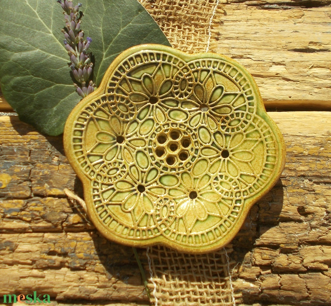 Tenyérnyi szappantartó - otthon & életmód - fürdőszoba - szappantartó - Meska.hu