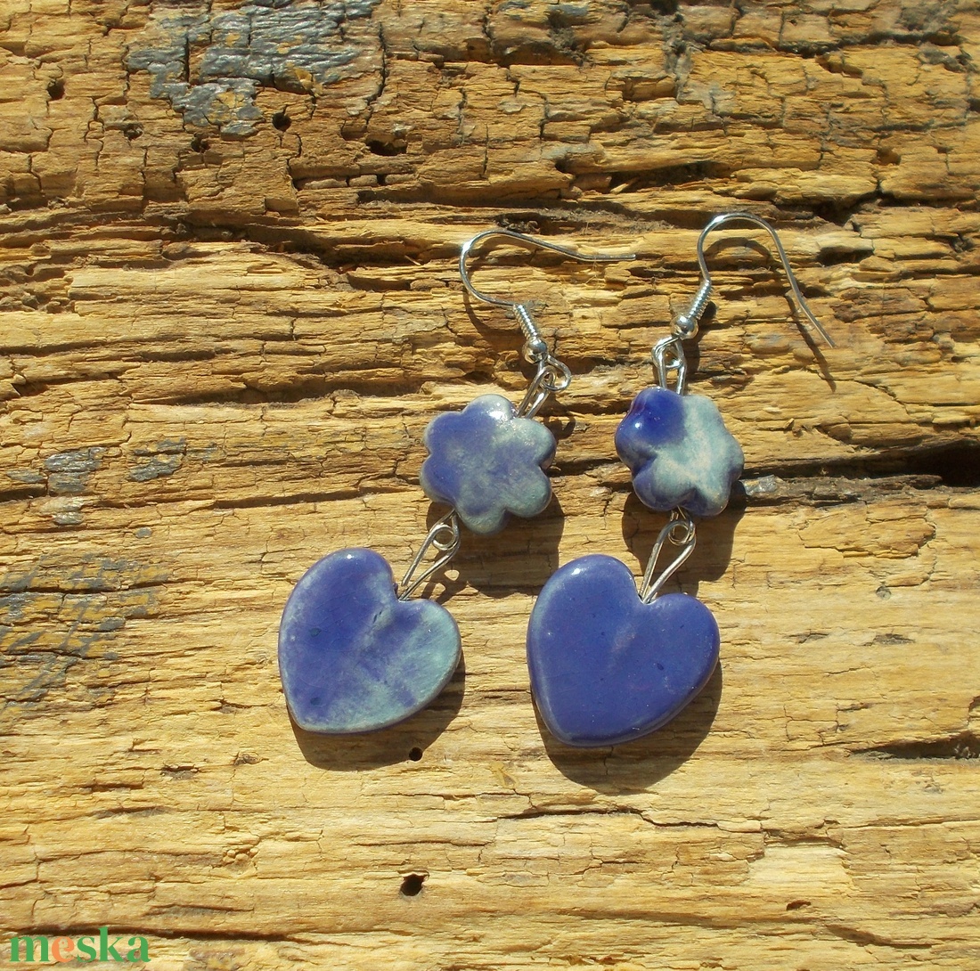 Virágos fülbevaló - ékszer - fülbevaló - lógó fülbevaló - Meska.hu