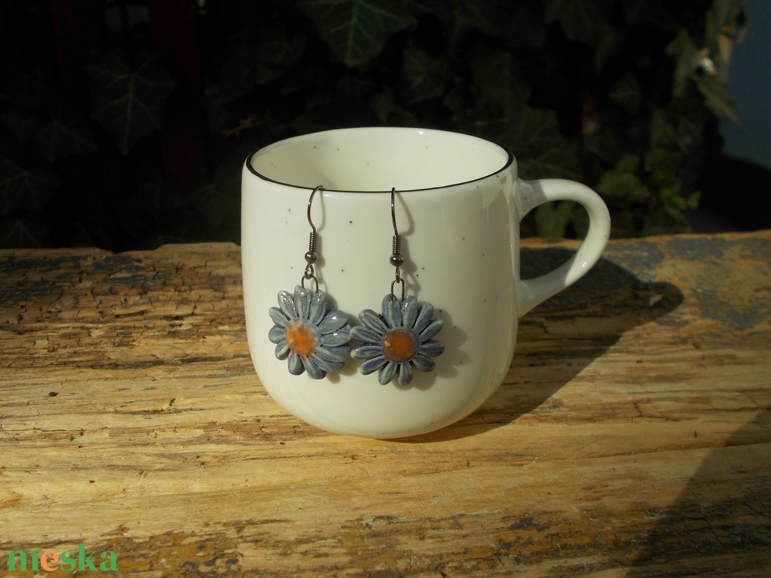 Virág fülbevaló - ékszer - fülbevaló - lógó fülbevaló - Meska.hu
