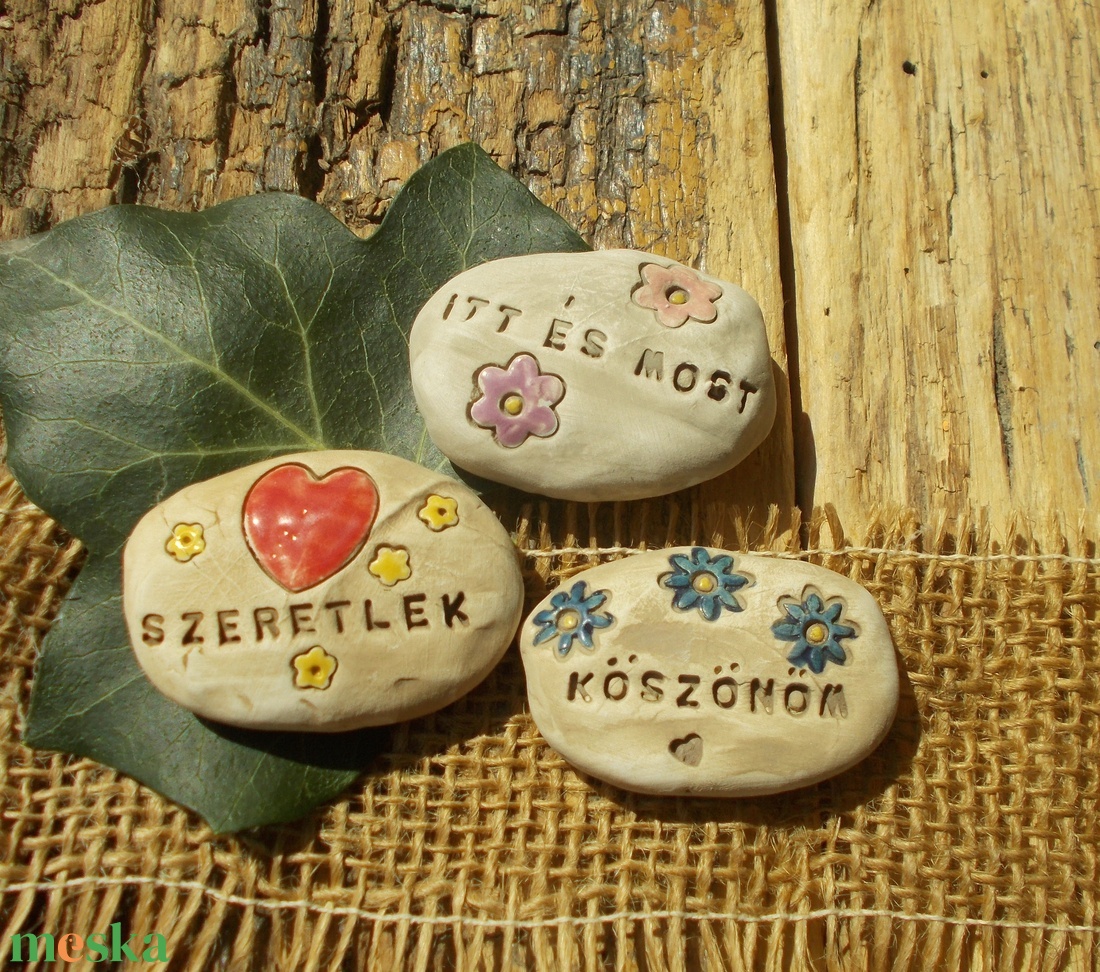 Szavak.... - otthon & életmód - dekoráció - asztal és polc dekoráció - asztaldísz - Meska.hu