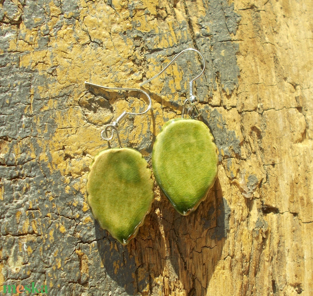 Virág fülbevaló - ékszer - fülbevaló - lógó fülbevaló - Meska.hu