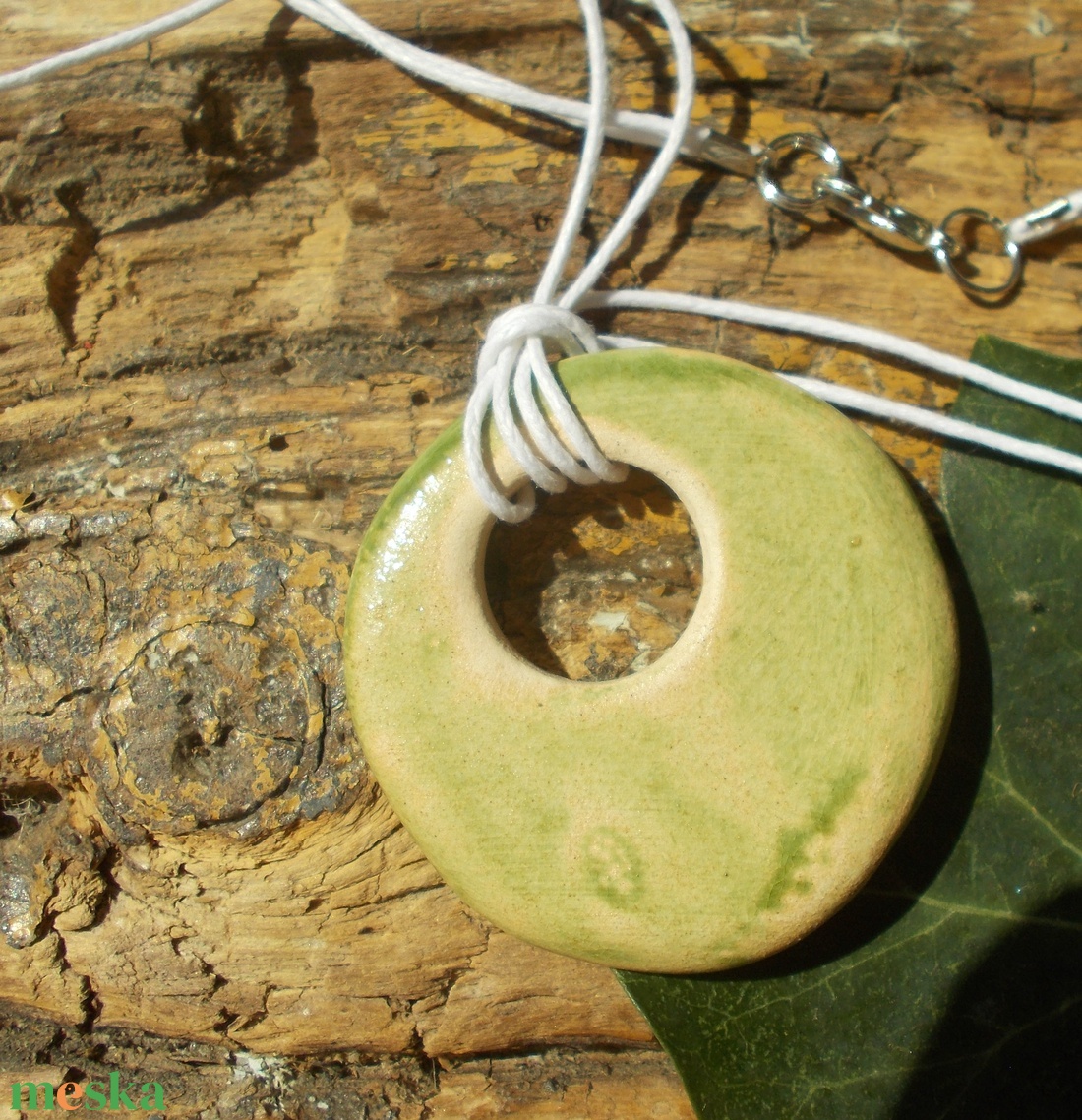 Színes nyaklánc - ékszer - nyaklánc - medálos nyaklánc - Meska.hu