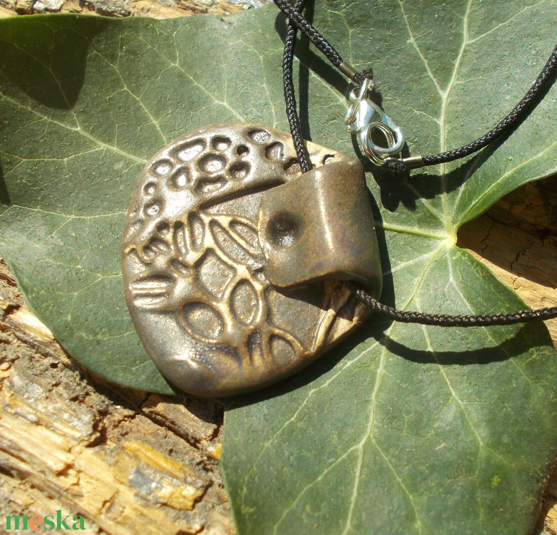 Barna nyaklánc - ékszer - nyaklánc - medálos nyaklánc - Meska.hu