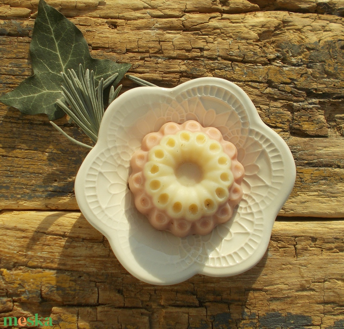 Tenyérnyi szappantartó - otthon & életmód - fürdőszoba - szappantartó - Meska.hu