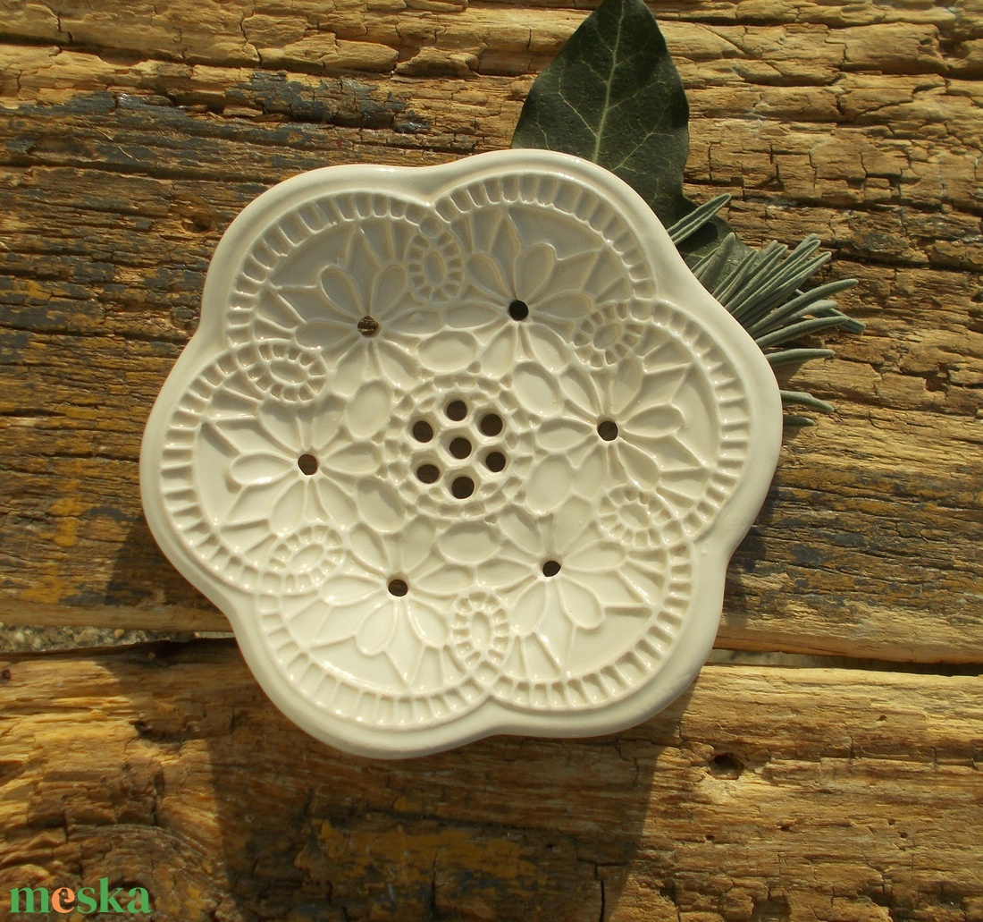 Tenyérnyi szappantartó - otthon & életmód - fürdőszoba - szappantartó - Meska.hu