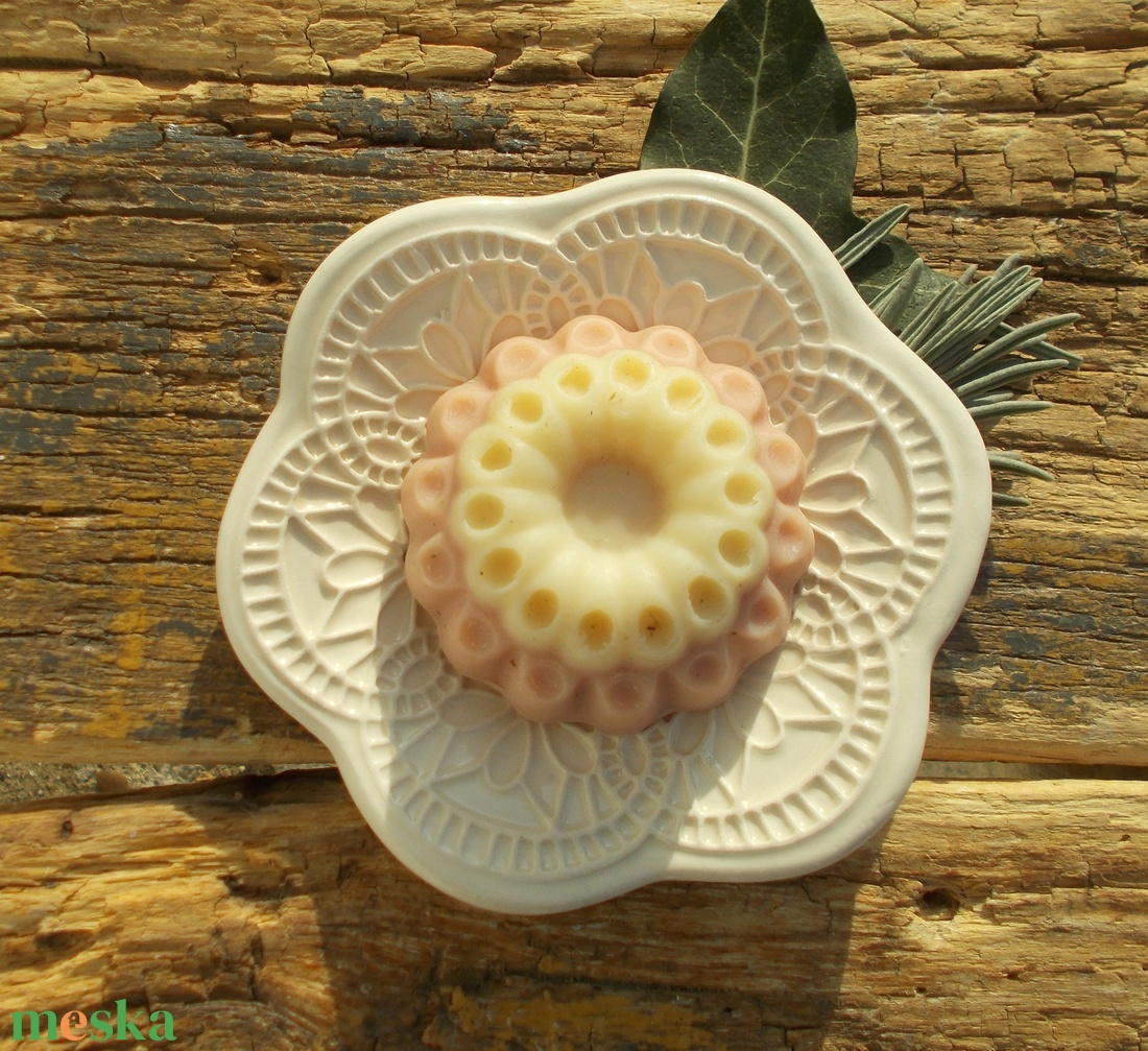 Tenyérnyi szappantartó - otthon & életmód - fürdőszoba - szappantartó - Meska.hu