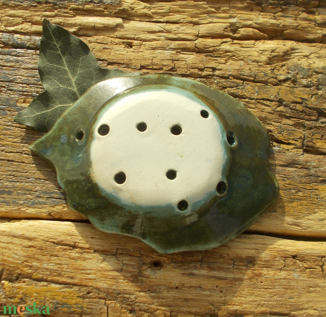 Szappantartó levél mintával. - otthon & életmód - fürdőszoba - szappantartó - Meska.hu