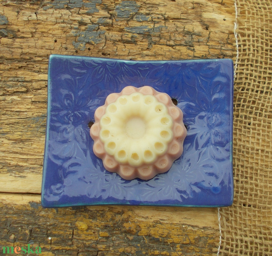 Kék,lila szappantartó - otthon & életmód - fürdőszoba - szappantartó - Meska.hu