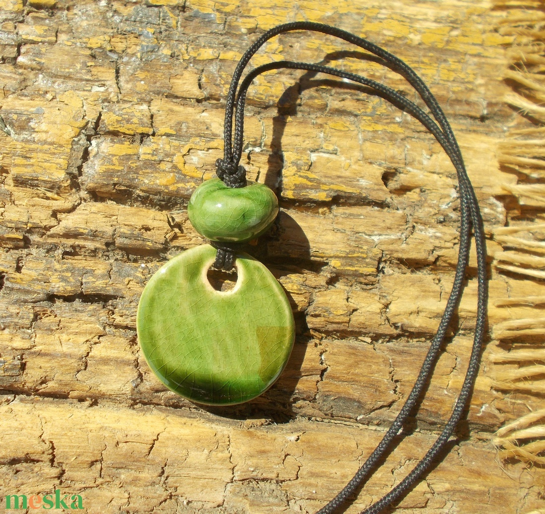 Zöld nyaklánc - ékszer - nyaklánc - medálos nyaklánc - Meska.hu