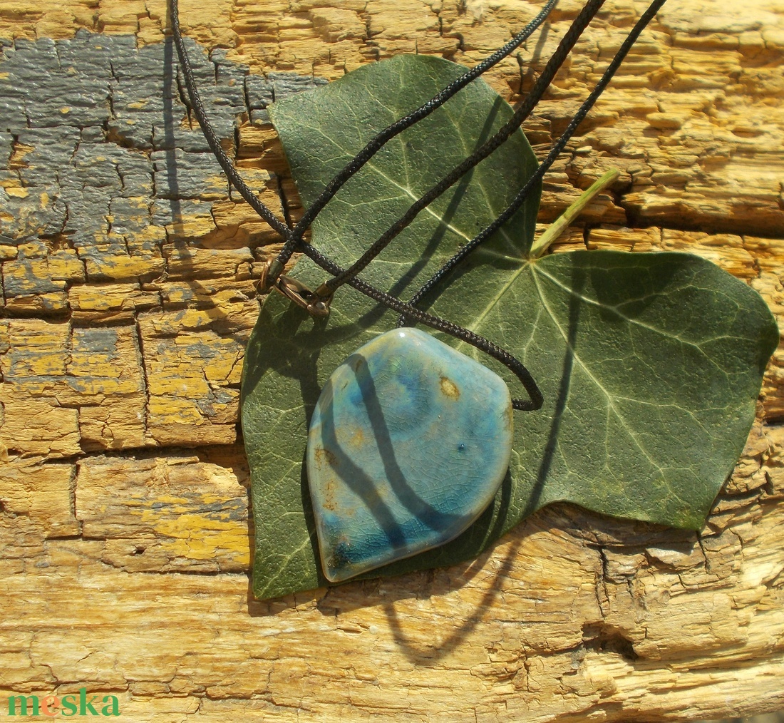 Kék nyaklánc - ékszer - nyaklánc - medálos nyaklánc - Meska.hu