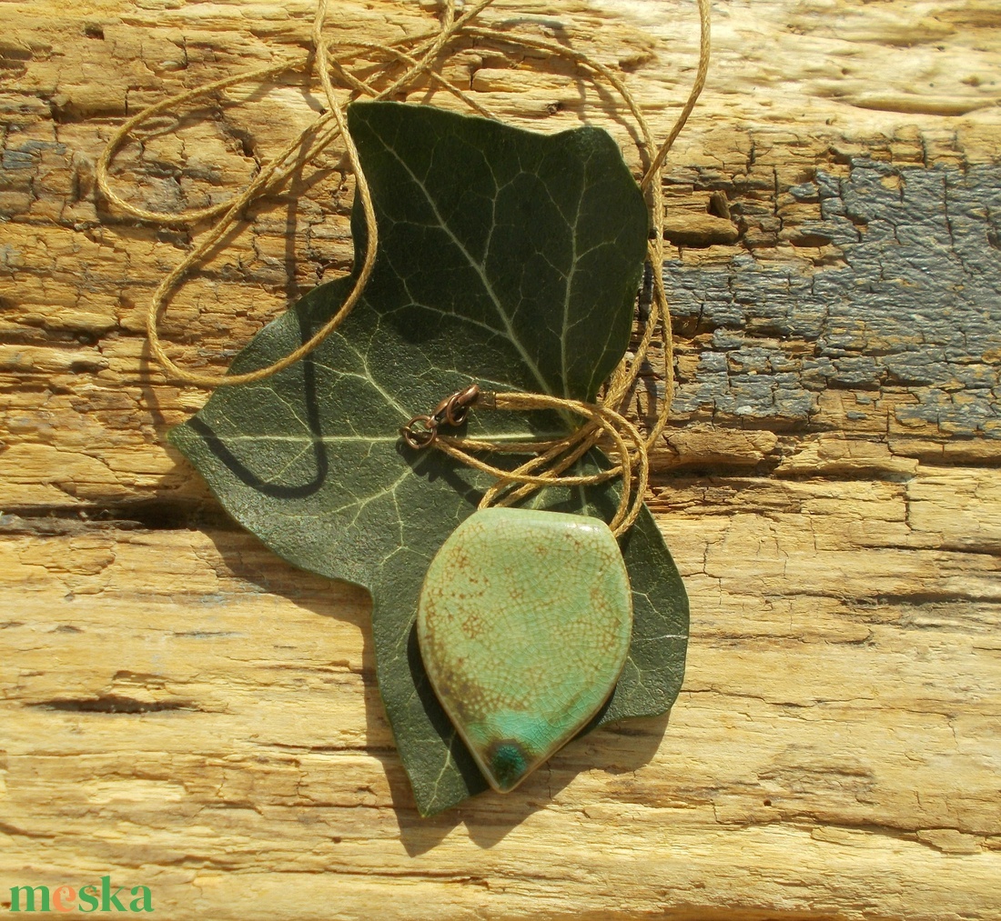 Pillangós nyaklánc - ékszer - nyaklánc - medálos nyaklánc - Meska.hu