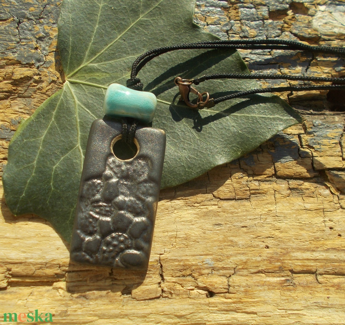 Zöld nyaklánc - ékszer - nyaklánc - medálos nyaklánc - Meska.hu