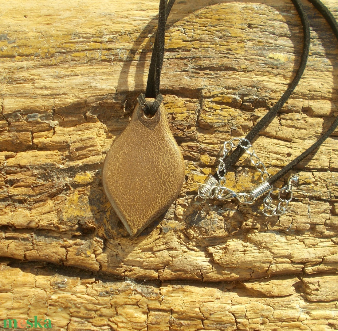 Nyaklánc szitakötővel - ékszer - nyaklánc - medálos nyaklánc - Meska.hu