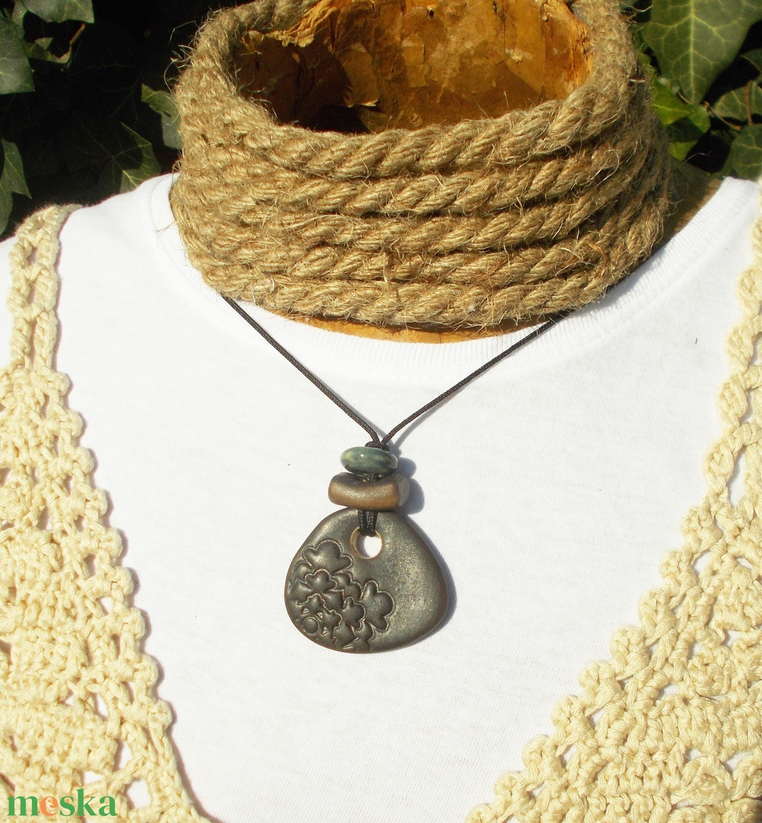 Barna nyaklánc - ékszer - nyaklánc - medálos nyaklánc - Meska.hu