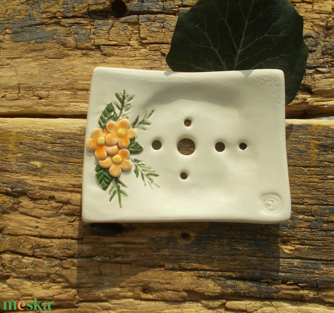 Fehér szappantartó - otthon & életmód - fürdőszoba - szappantartó - Meska.hu