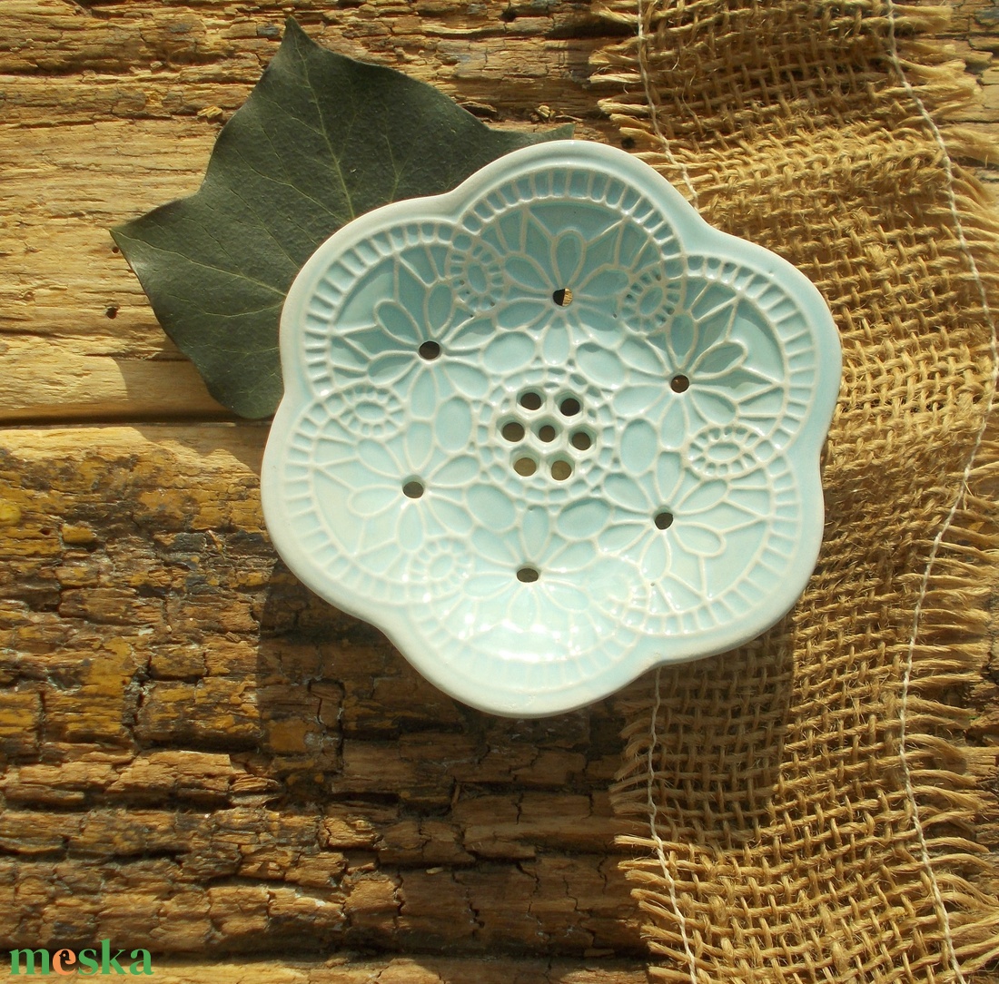 Tenyérnyi szappantartó - otthon & életmód - fürdőszoba - szappantartó - Meska.hu