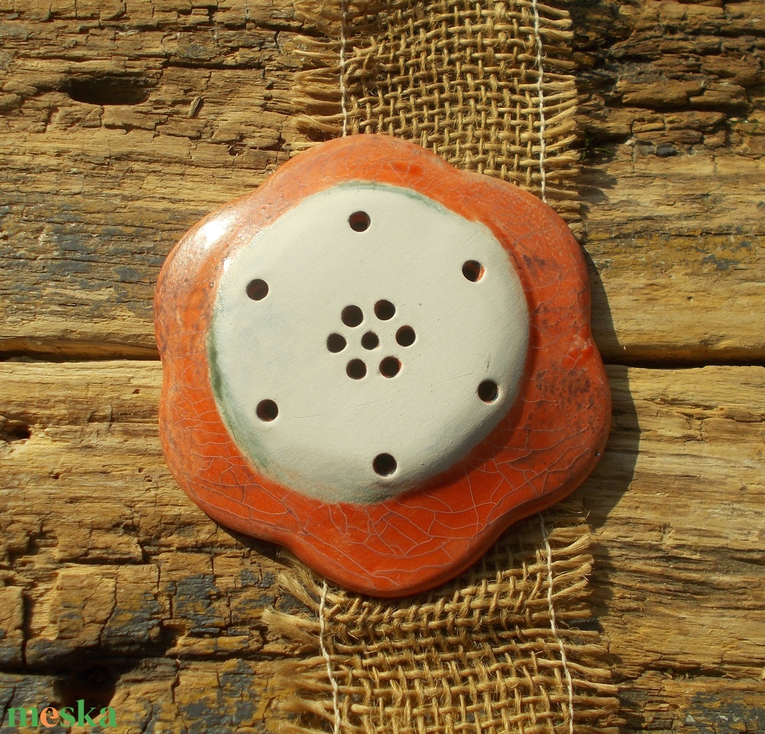 Tenyérnyi szappantartó - otthon & életmód - fürdőszoba - szappantartó - Meska.hu