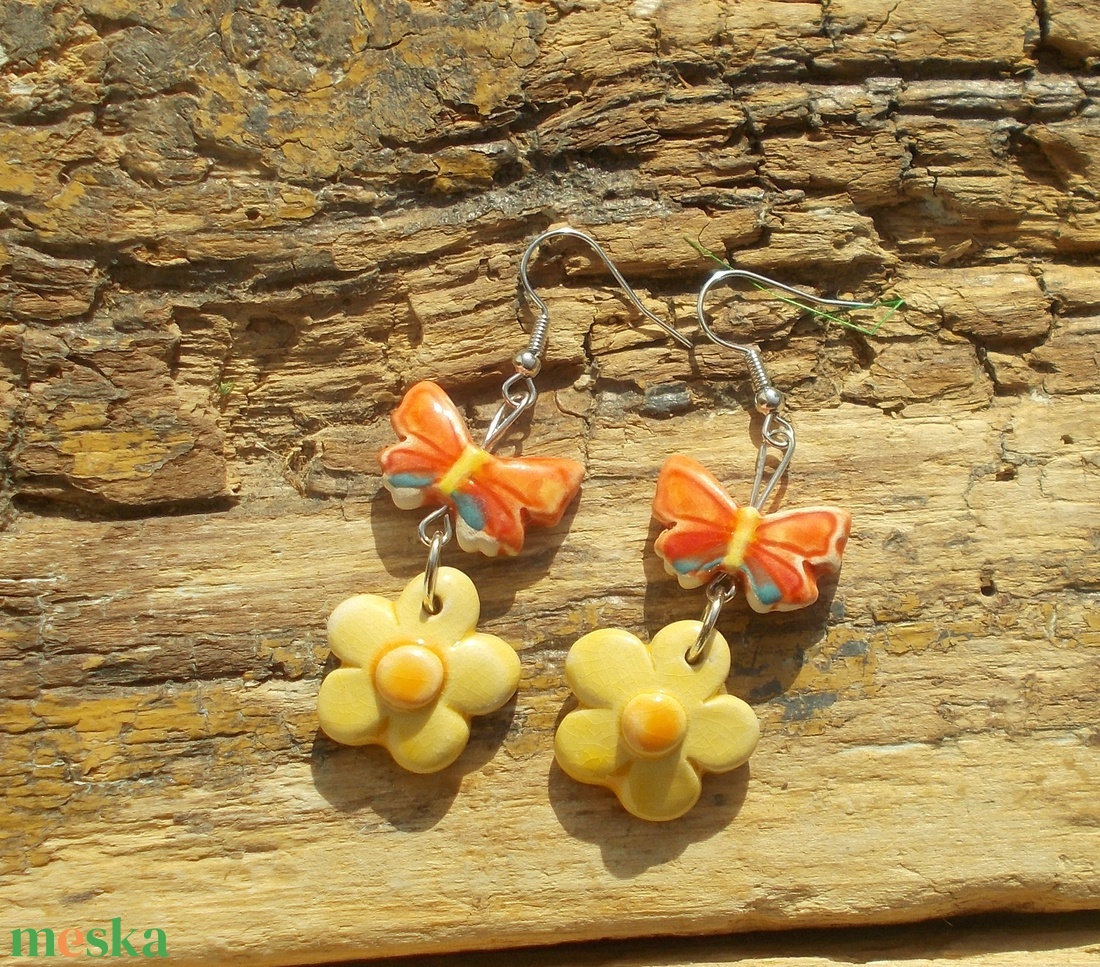 Pillangós fülbevaló - ékszer - fülbevaló - lógó fülbevaló - Meska.hu