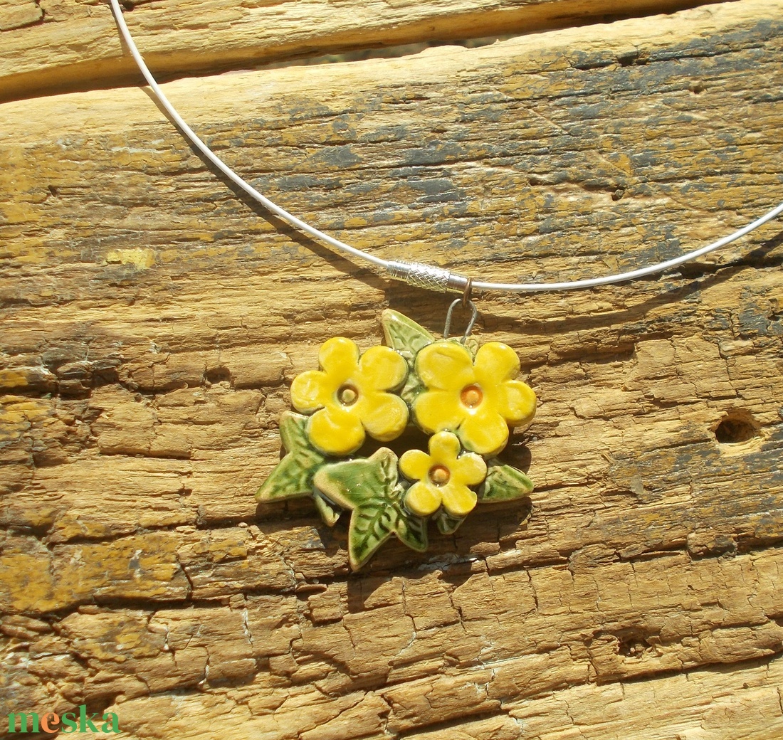 Virág nyaklánc  - ékszer - nyaklánc - medálos nyaklánc - Meska.hu