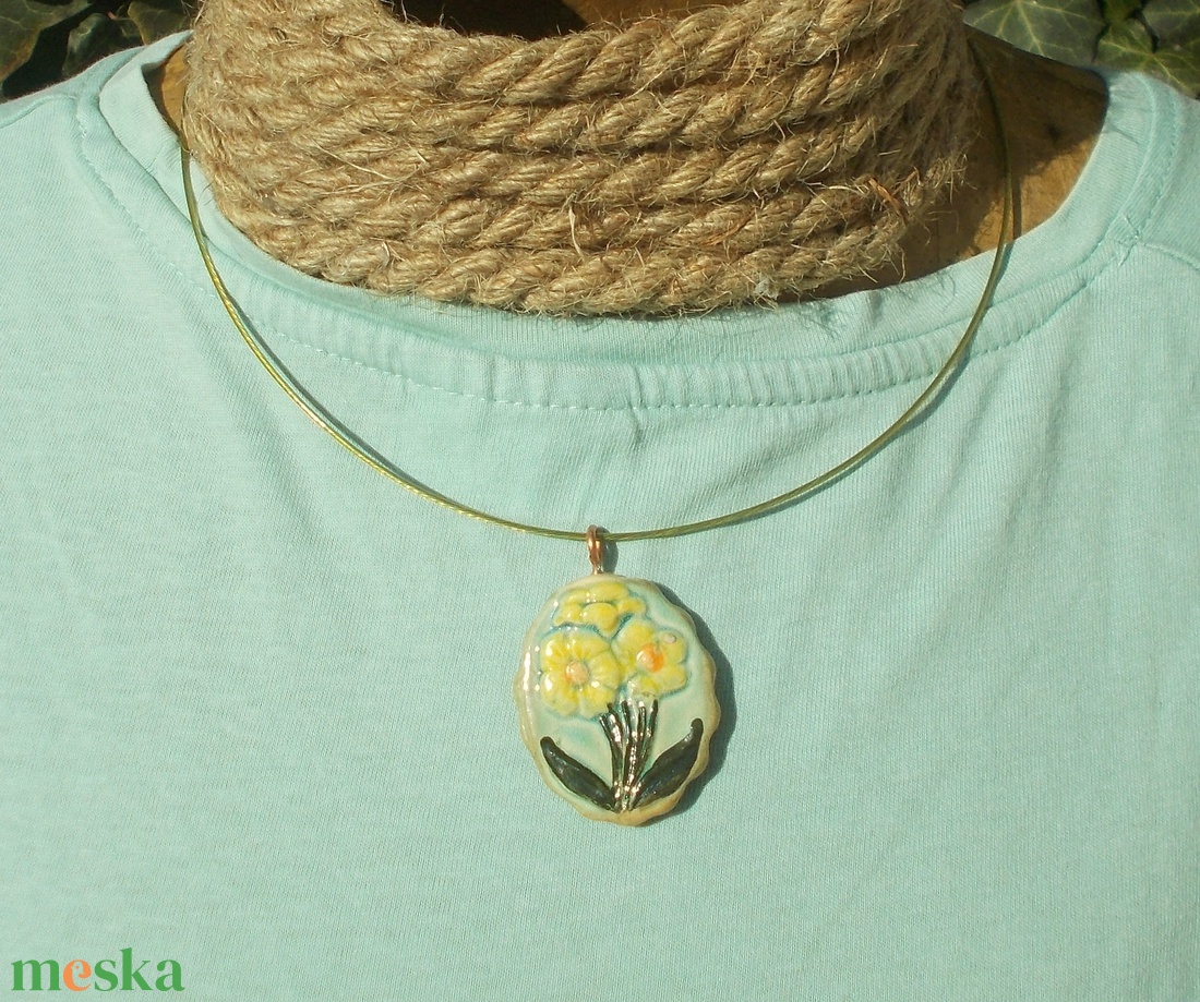 Virágos nyaklánc  - ékszer - nyaklánc - medálos nyaklánc - Meska.hu