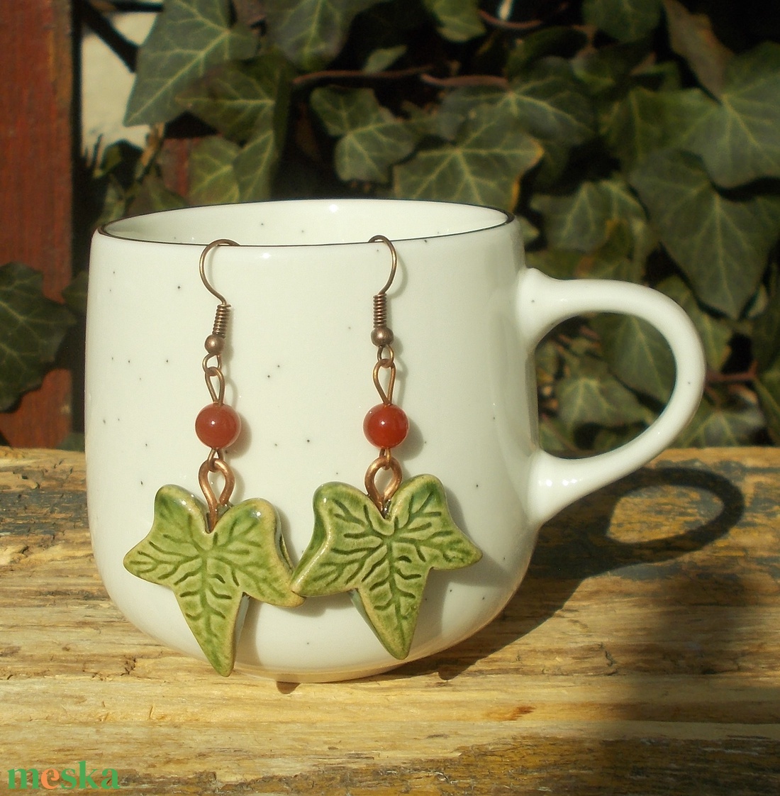 Borostyán leveles  fülbevaló - ékszer - fülbevaló - lógó fülbevaló - Meska.hu