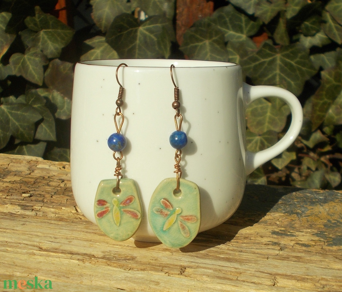 Szitakötős fülbevaló - ékszer - fülbevaló - lógó fülbevaló - Meska.hu