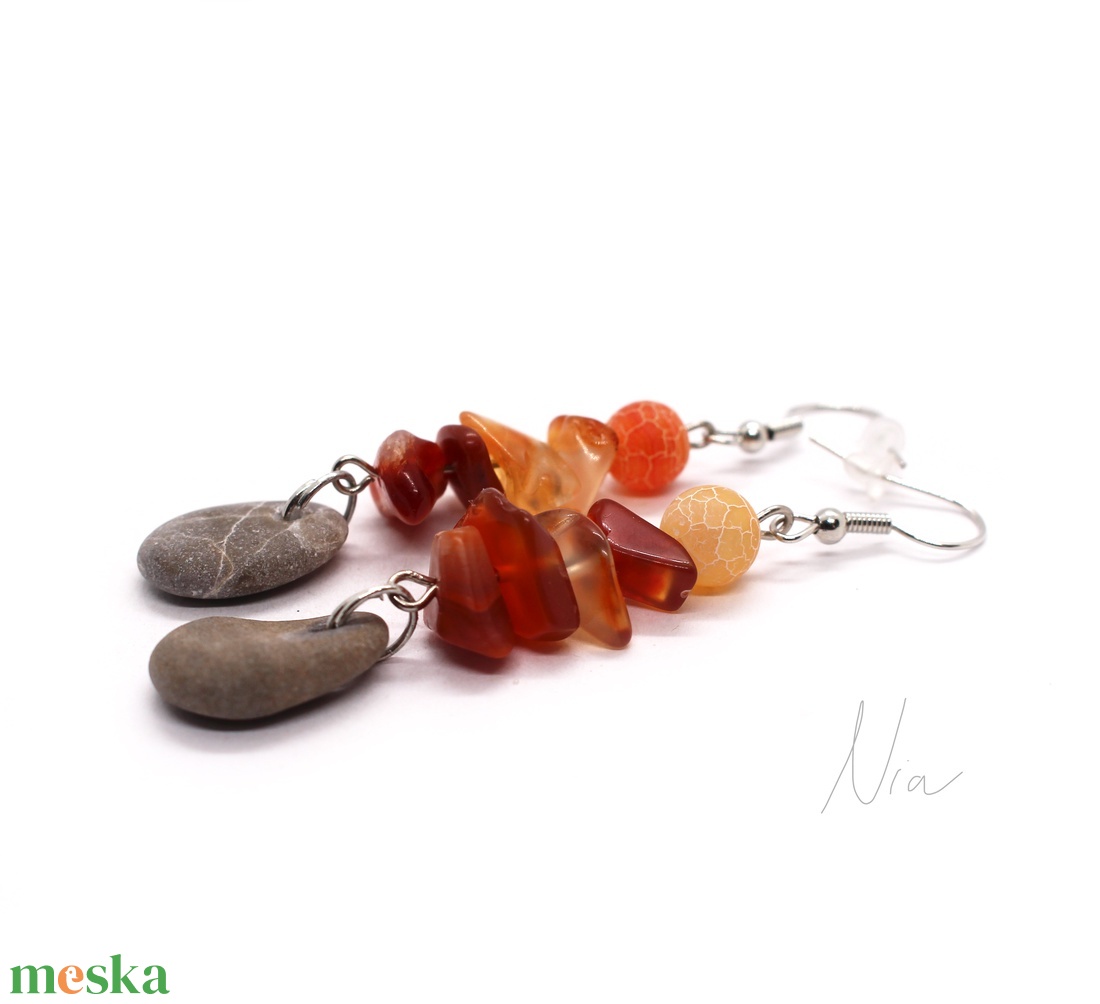 A kandalló mellett - ásvány és kavics fülbevaló - ékszer - fülbevaló - lógó fülbevaló - Meska.hu