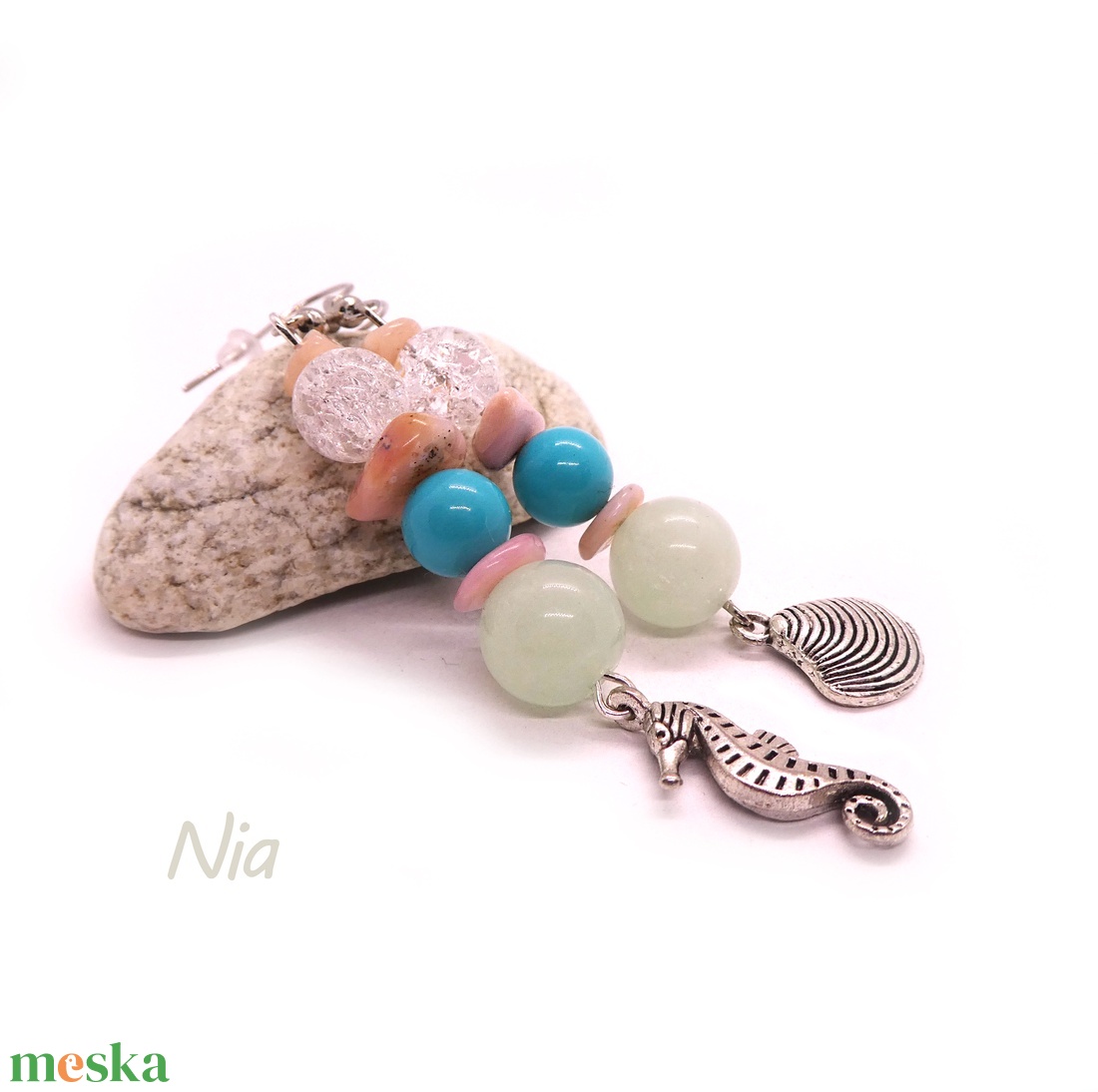 Hurrá, nyaralunk! :) - ásványfülbevaló csikóhal és kagyló medállal - ékszer - fülbevaló - lógó fülbevaló - Meska.hu