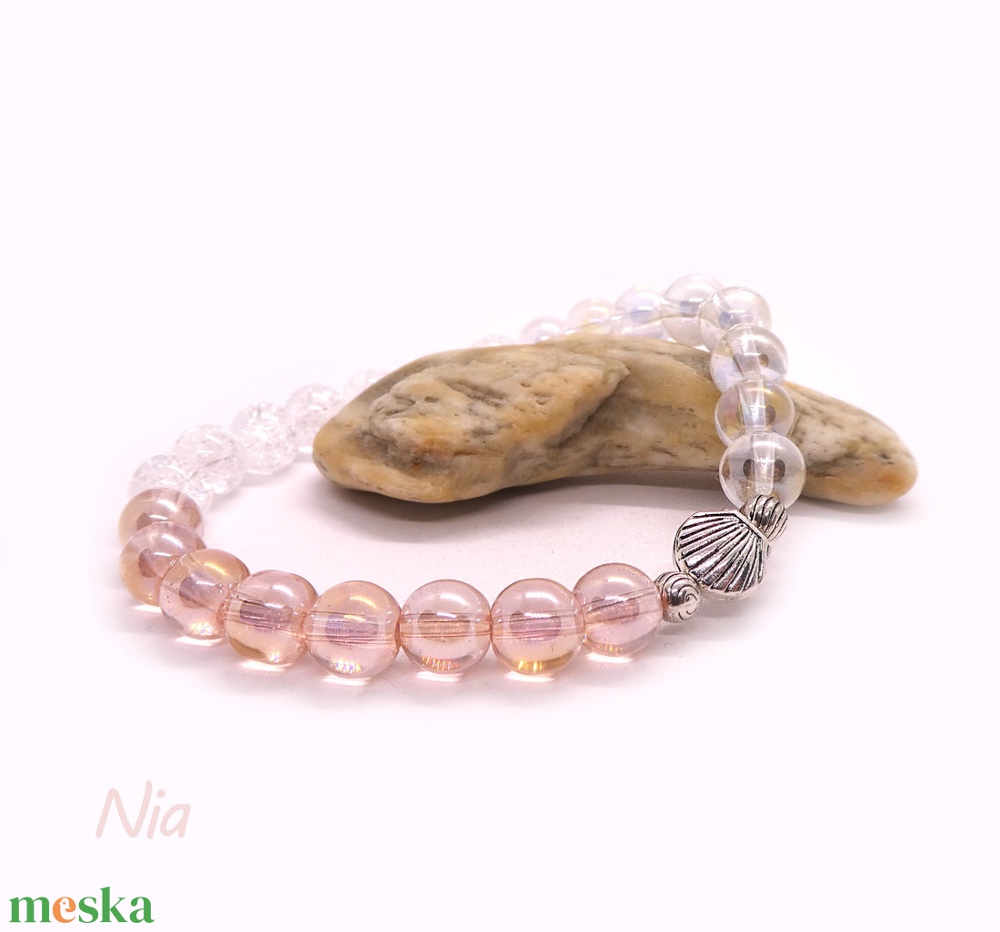 Tengerfény - ásvány és üveggyöngy karkötő kagyló medállal - ékszer - karkötő - karkötő medállal - Meska.hu